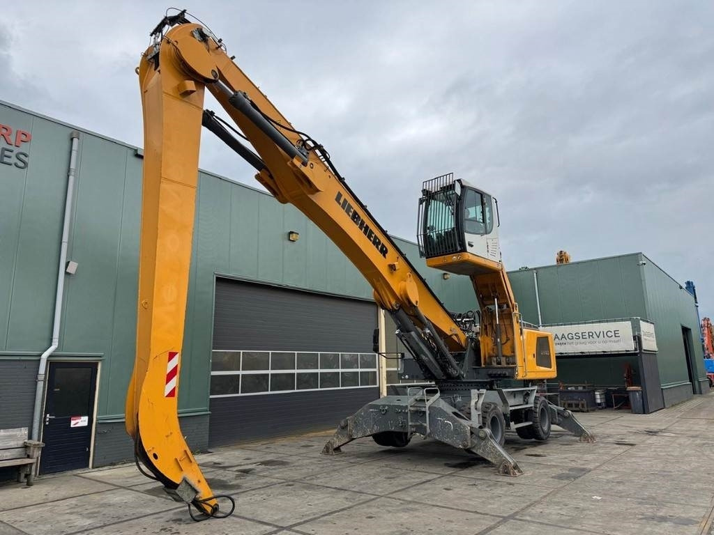 Liebherr LH 40 M - Manipulador de materiales: foto 2 Liebherr LH 40 M - Manipulador de materiales: foto 2
