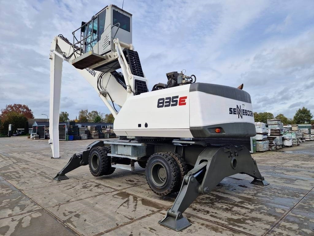 Sennebogen 835M E - Manipulador de materiales: foto 5 Sennebogen 835M E - Manipulador de materiales: foto 5