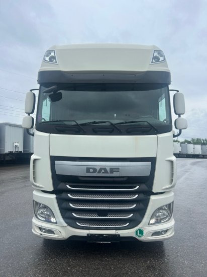 DAF XF 106.460 SSC, Automatik, Retarder, EURO6 - Cabeza tractora: foto 2 DAF XF 106.460 SSC, Automatik, Retarder, EURO6 - Cabeza tractora: foto 2