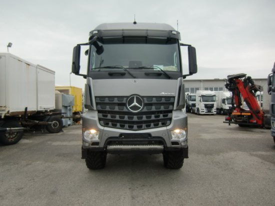 Mercedes-Benz Arocs 1851 EURO6 Agromover Hochdach - Cabeza tractora: foto 2 Mercedes-Benz Arocs 1851 EURO6 Agromover Hochdach - Cabeza tractora: foto 2