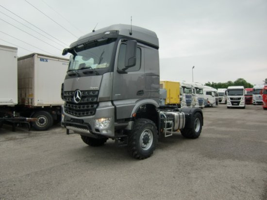 Mercedes-Benz Arocs 1851 EURO6 Agromover Hochdach - Cabeza tractora: foto 1 Mercedes-Benz Arocs 1851 EURO6 Agromover Hochdach - Cabeza tractora: foto 1