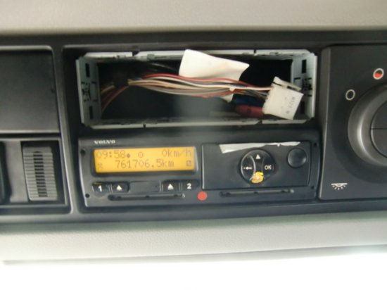 Cabeza tractora Volvo FH 16 700 6x4T, E5, Kipphydraulik I Shift, Schwerlastkupplung: foto 12 Cabeza tractora Volvo FH 16 700 6x4T, E5, Kipphydraulik I Shift, Schwerlastkupplung: foto 12