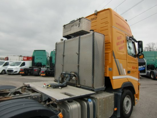 Cabeza tractora Volvo FH 16 700 6x4T, E5, Kipphydraulik I Shift, Schwerlastkupplung: foto 7 Cabeza tractora Volvo FH 16 700 6x4T, E5, Kipphydraulik I Shift, Schwerlastkupplung: foto 7