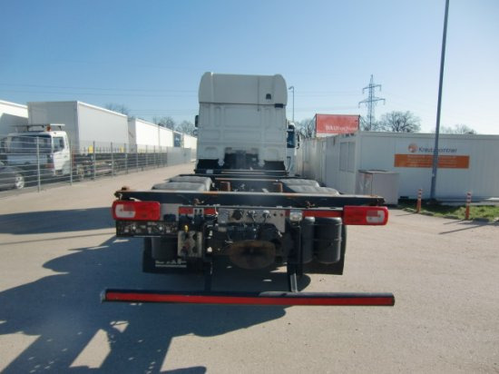 DAF XF 480 FAR BDF SSC Euro 6 Liftachse, Retarder - Camión portacontenedore/ Intercambiable: foto 5 DAF XF 480 FAR BDF SSC Euro 6 Liftachse, Retarder - Camión portacontenedore/ Intercambiable: foto 5