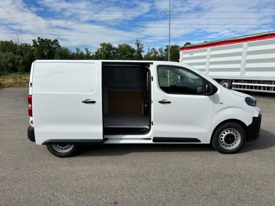 Fiat Scudo Scudo (L1) M BlueDHi 120 6-Gang, Exportpreis - Furgón: foto 4 Fiat Scudo Scudo (L1) M BlueDHi 120 6-Gang, Exportpreis - Furgón: foto 4