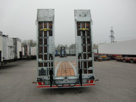HUMBAUR HBTZ 217224 BS schräg Tandem-Tieflader Verzinkt, SAF-Achsen, - Remolque góndola rebajadas: foto 5 HUMBAUR HBTZ 217224 BS schräg Tandem-Tieflader Verzinkt, SAF-Achsen, - Remolque góndola rebajadas: foto 5