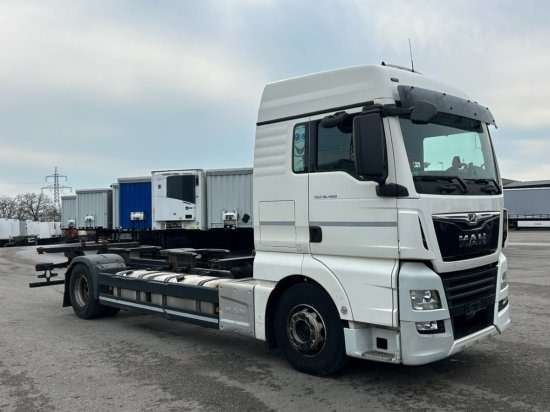 MAN TGX 18.460 XLX, 4x2, Euro 6, Standklima - Camión portacontenedore/ Intercambiable: foto 3 MAN TGX 18.460 XLX, 4x2, Euro 6, Standklima - Camión portacontenedore/ Intercambiable: foto 3