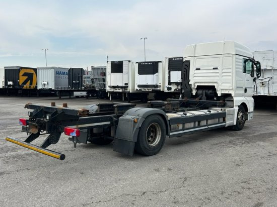 MAN TGX 18.460 XLX, 4x2, Euro 6, Standklima - Camión portacontenedore/ Intercambiable: foto 4 MAN TGX 18.460 XLX, 4x2, Euro 6, Standklima - Camión portacontenedore/ Intercambiable: foto 4
