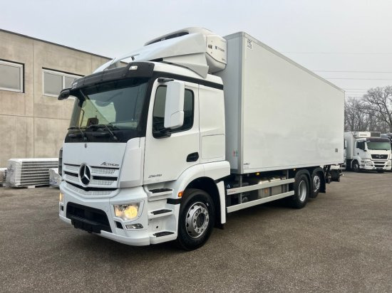 Mercedes-Benz Actros 2546, Euro6, Thermoking T 1000R, LBW-BÄR, Liftachse - Camión frigorífico: foto 3 Mercedes-Benz Actros 2546, Euro6, Thermoking T 1000R, LBW-BÄR, Liftachse - Camión frigorífico: foto 3