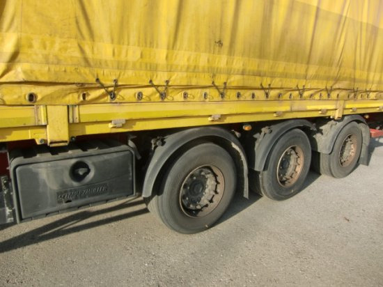 Schwarzmüller Spezialauflieger Schräglader, Coilmulde mehrere Einheiten verfügbar - Semirremolque lona: foto 4 Schwarzmüller Spezialauflieger Schräglader, Coilmulde mehrere Einheiten verfügbar - Semirremolque lona: foto 4