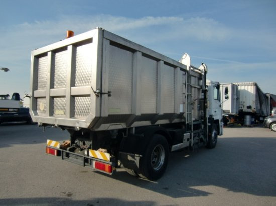 MAN 19.342 Tierkörperverwertung Sonderaufbau, Blattgefedert - Vehículo municipal, Camión: foto 4 MAN 19.342 Tierkörperverwertung Sonderaufbau, Blattgefedert - Vehículo municipal, Camión: foto 4