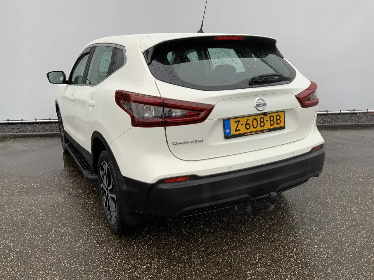 Nissan Qashqai 1.3 DIG-T Visia A SUV Airco Cruise Groot Scherm Na - SUV/ Todoterreno: foto 3 Nissan Qashqai 1.3 DIG-T Visia A SUV Airco Cruise Groot Scherm Na - SUV/ Todoterreno: foto 3