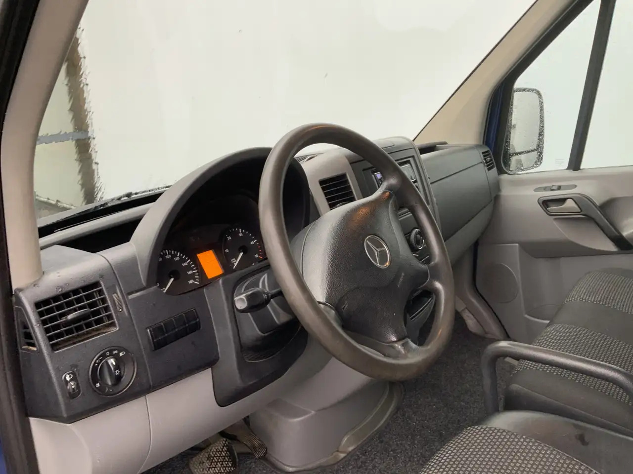 Mercedes-Benz Sprinter 518 3.0 CDI 366 L2H2 Automaat Airco 3 Zits Trekhaa - Otros maquinaria: foto 5 Mercedes-Benz Sprinter 518 3.0 CDI 366 L2H2 Automaat Airco 3 Zits Trekhaa - Otros maquinaria: foto 5