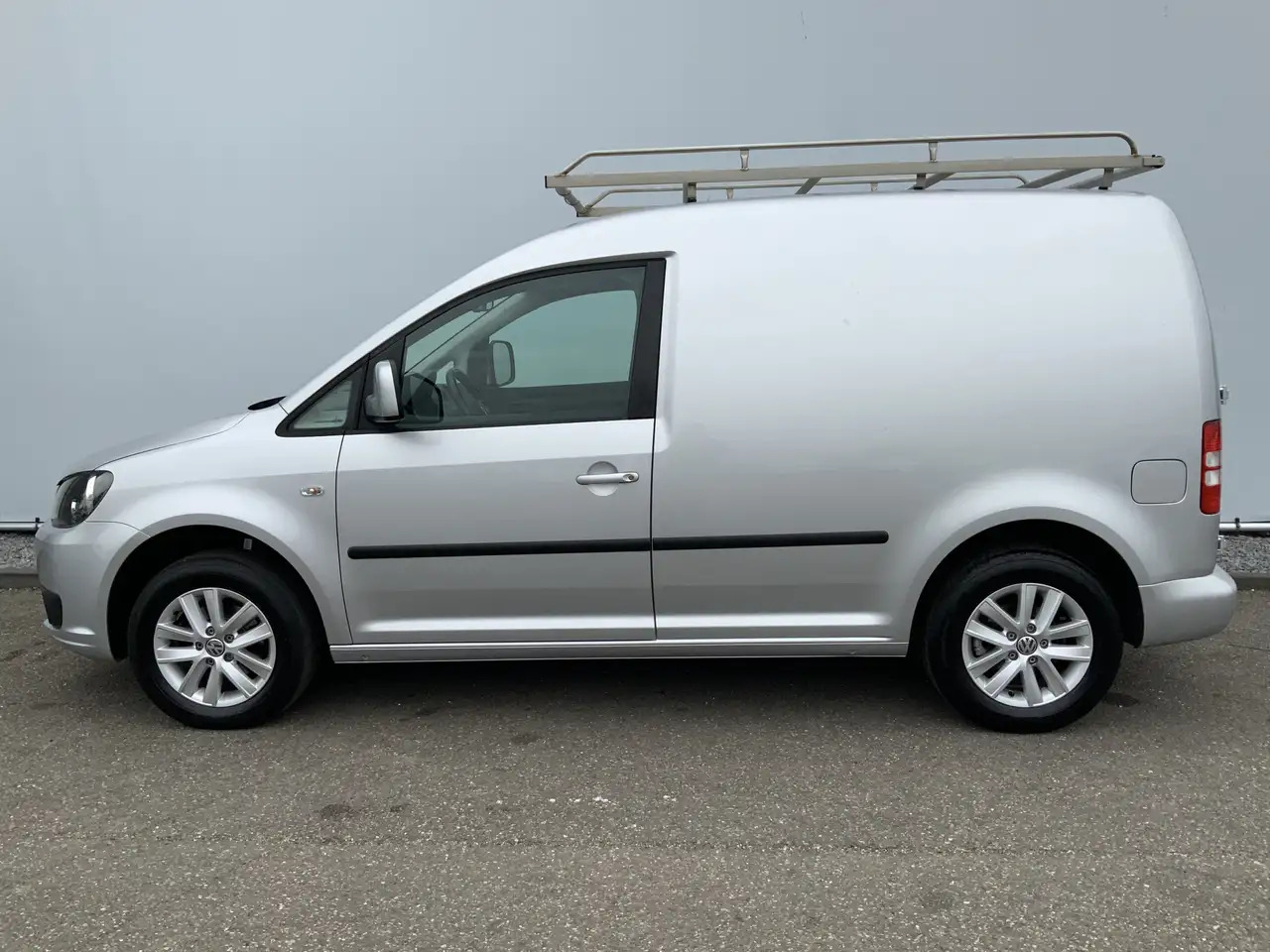 Volkswagen Caddy 1.6 TDI Airco Imperiaal Trekhaak 1400 kg navi Crui - Otros maquinaria: foto 3 Volkswagen Caddy 1.6 TDI Airco Imperiaal Trekhaak 1400 kg navi Crui - Otros maquinaria: foto 3