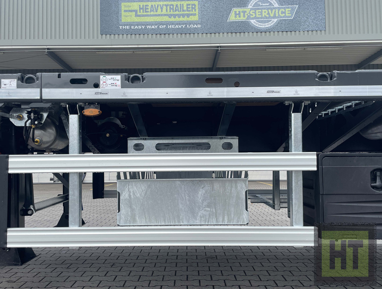 Faymonville MAX Trailer 3-Achs-Doppeltele-Plateau zwangsgelenkt - Semirremolque plataforma/ Caja abierta: foto 2 Faymonville MAX Trailer 3-Achs-Doppeltele-Plateau zwangsgelenkt - Semirremolque plataforma/ Caja abierta: foto 2