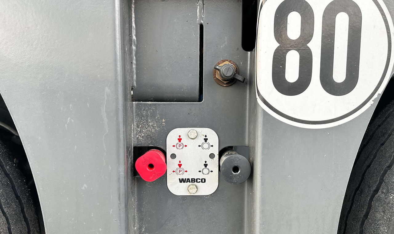 Faymonville MAX Trailer 3-Achs-Tiefbett mit Pendelachsen - Semirremolque góndola rebajadas: foto 5 Faymonville MAX Trailer 3-Achs-Tiefbett mit Pendelachsen - Semirremolque góndola rebajadas: foto 5