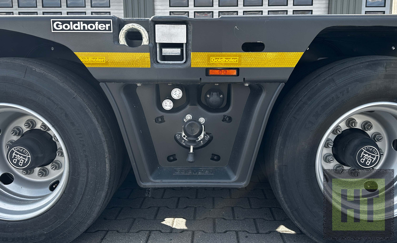 Goldhofer 4-Achs-Tele-Semi mit hydr. Doppelklapprampen - Semirremolque góndola rebajadas: foto 5 Goldhofer 4-Achs-Tele-Semi mit hydr. Doppelklapprampen - Semirremolque góndola rebajadas: foto 5