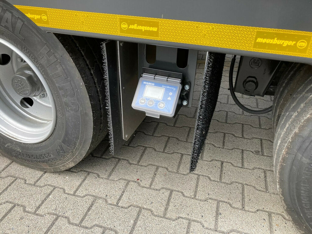 Meusburger 3-Achs-Satteltieflader mit abklappbarem Heck - Semirremolque góndola rebajadas: foto 4 Meusburger 3-Achs-Satteltieflader mit abklappbarem Heck - Semirremolque góndola rebajadas: foto 4