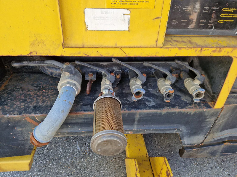 Atlas-Copco XAS350DD VERY LOW HOURS - Compresor de aire: foto 5 Atlas-Copco XAS350DD VERY LOW HOURS - Compresor de aire: foto 5