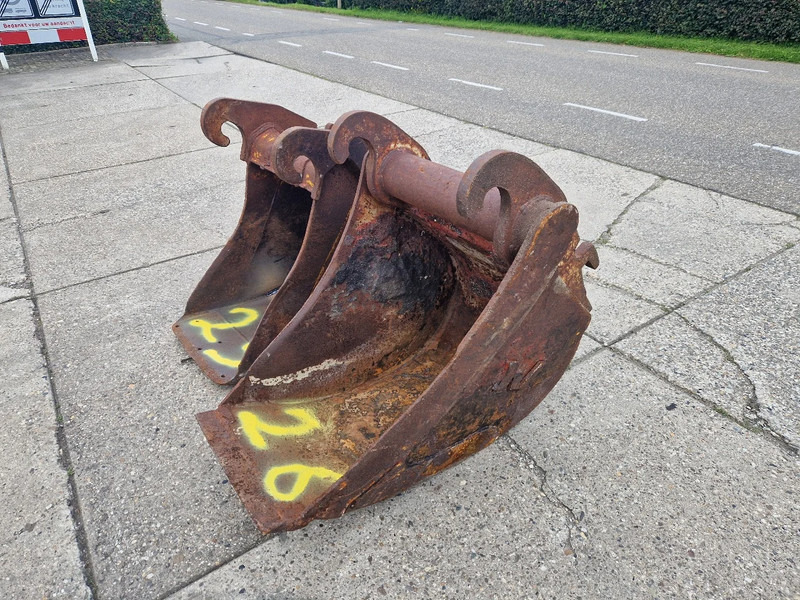 Boforce smalle dieplepel en Verachtert V-bak - Cazo para Maquinaria de construcción: foto 2 Boforce smalle dieplepel en Verachtert V-bak - Cazo para Maquinaria de construcción: foto 2