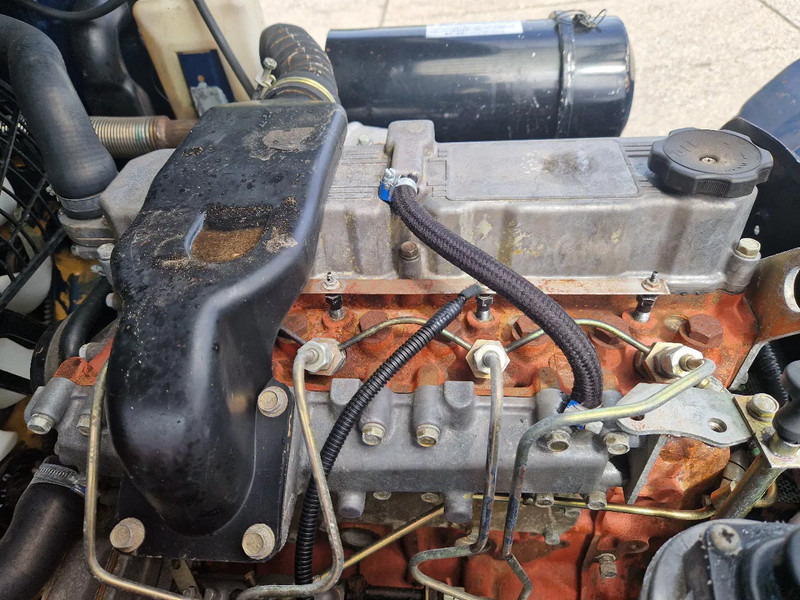 Carretilla elevadora diésel Caterpillar DP25K met breed vorkenbord: foto 6