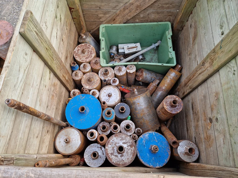 Diversen 2 pallets met betonboren - Perforadora: foto 5 Diversen 2 pallets met betonboren - Perforadora: foto 5