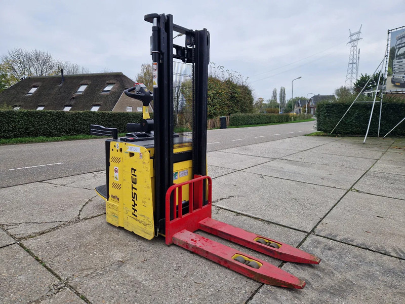 Hyster S1.5S elektrische stapelaar - Apilador: foto 3 Hyster S1.5S elektrische stapelaar - Apilador: foto 3