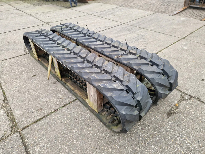 Komatsu nieuwe tracks t.b.v. PC75 tot PC88 - Oruga para Camión: foto 2 Komatsu nieuwe tracks t.b.v. PC75 tot PC88 - Oruga para Camión: foto 2