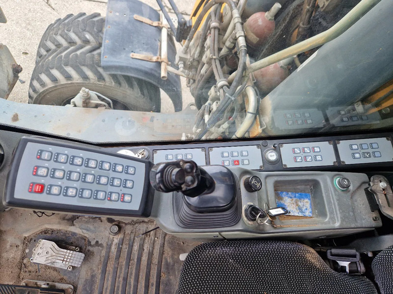 Manipulador de materiales Liebherr A 920 Litronic: foto 9