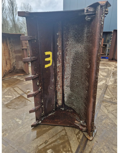 Onbekend 4in1-bak/klapbak met tanden - Cazo para Maquinaria de construcción: foto 1 Onbekend 4in1-bak/klapbak met tanden - Cazo para Maquinaria de construcción: foto 1