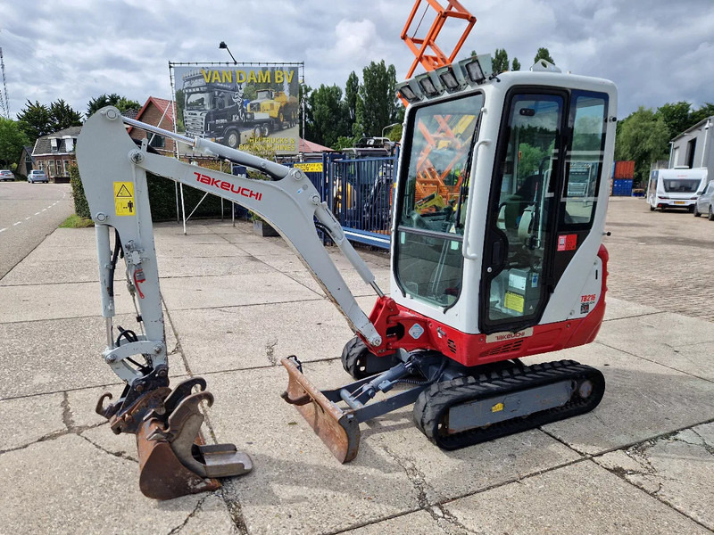 Takeuchi TB216 met 2089 uur - Miniexcavadora: foto 1 Takeuchi TB216 met 2089 uur - Miniexcavadora: foto 1