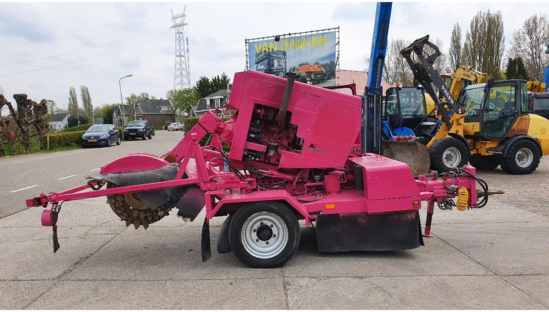 VERMEER SC1102 stobbenfrees/stronkenfrees op aanhanger - Triturador de tocones: foto 5 VERMEER SC1102 stobbenfrees/stronkenfrees op aanhanger - Triturador de tocones: foto 5