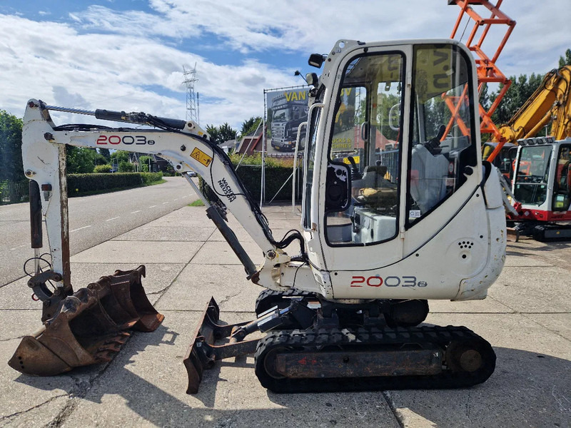 WACKER NEUSON 2003RD met nivelleersysteem - Miniexcavadora: foto 1 WACKER NEUSON 2003RD met nivelleersysteem - Miniexcavadora: foto 1