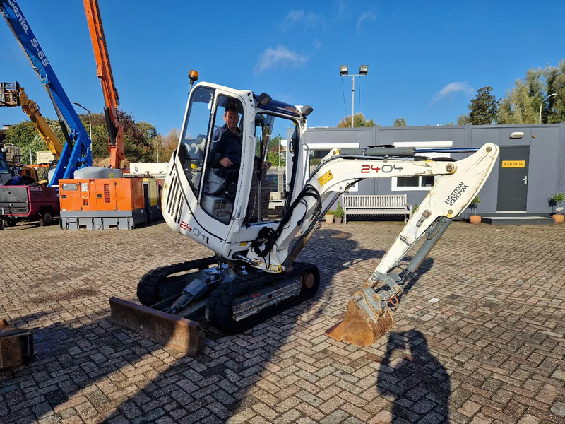 WACKER NEUSON 2404RD met nivelleersysteem, mountain proof - Miniexcavadora: foto 1 WACKER NEUSON 2404RD met nivelleersysteem, mountain proof - Miniexcavadora: foto 1