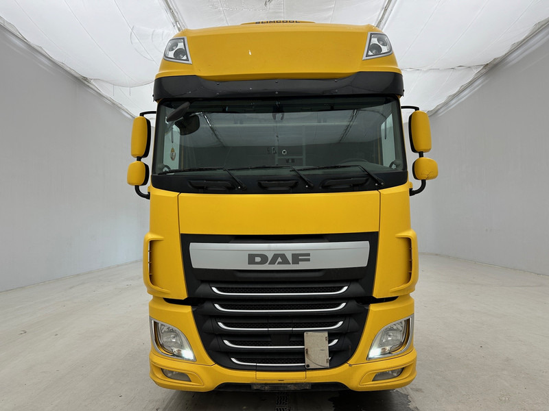 DAF XF 510 Super Space Cab - Cabeza tractora: foto 2 DAF XF 510 Super Space Cab - Cabeza tractora: foto 2