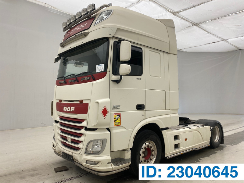 DAF XF106.460 Super Space Cab* - Cabeza tractora: foto 1 DAF XF106.460 Super Space Cab* - Cabeza tractora: foto 1