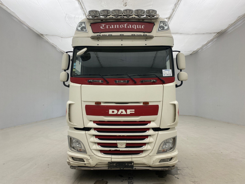 DAF XF106.460 Super Space Cab* - Cabeza tractora: foto 2 DAF XF106.460 Super Space Cab* - Cabeza tractora: foto 2