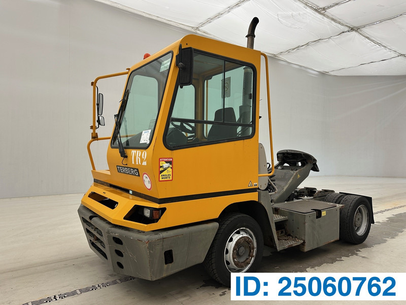 Terberg Terminal tractor - Cabeza tractora: foto 1 Terberg Terminal tractor - Cabeza tractora: foto 1