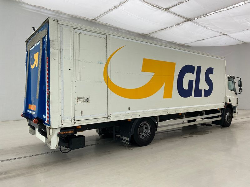 DAF CF65.250* - Camión caja cerrada: foto 4 DAF CF65.250* - Camión caja cerrada: foto 4