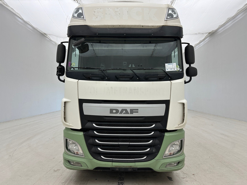 DAF XF 460 Super Space Cab - Camión lona: foto 2 DAF XF 460 Super Space Cab - Camión lona: foto 2