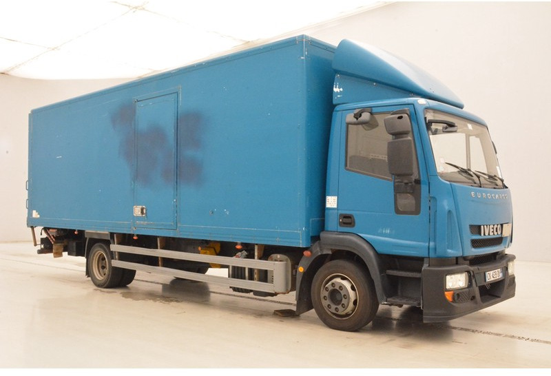 Iveco Eurocargo 120E18 - Camión caja cerrada: foto 3 Iveco Eurocargo 120E18 - Camión caja cerrada: foto 3