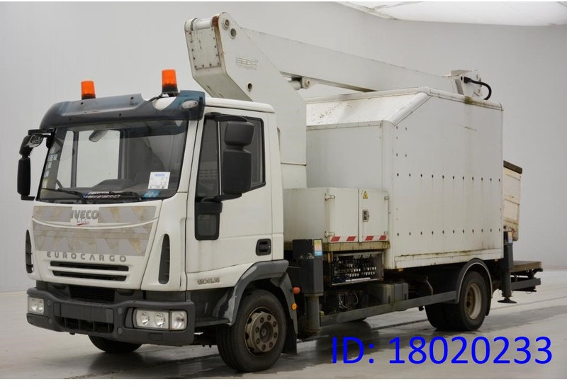 Iveco Eurocargo 120E18* - Camión con plataforma elevadora: foto 1 Iveco Eurocargo 120E18* - Camión con plataforma elevadora: foto 1