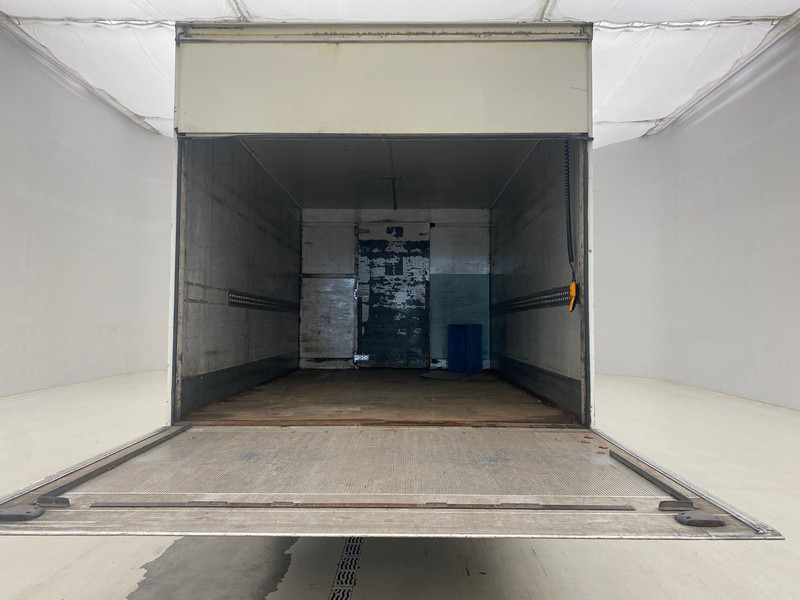 MAN TGL 12.210 - Camión caja cerrada: foto 5 MAN TGL 12.210 - Camión caja cerrada: foto 5