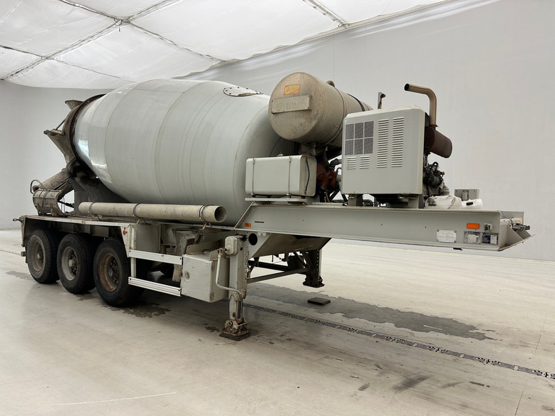 MOL Mixer 10 cub - Semirremolque hormigonera: foto 3 MOL Mixer 10 cub - Semirremolque hormigonera: foto 3