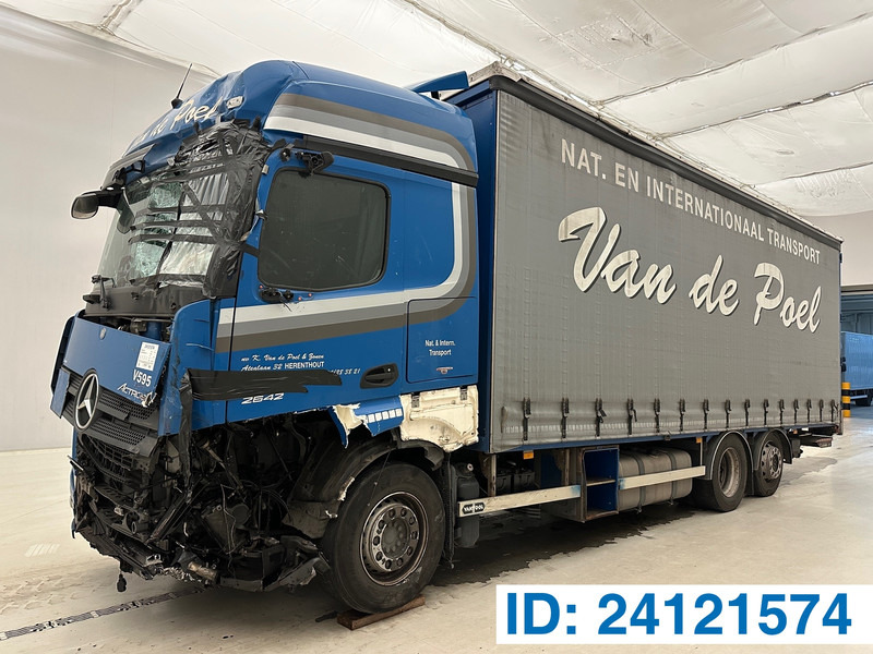 Mercedes-Benz Actros 2642 - 6x2 - Camión lona: foto 1 Mercedes-Benz Actros 2642 - 6x2 - Camión lona: foto 1