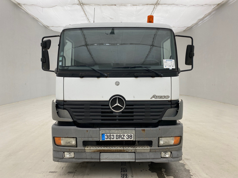 Mercedes-Benz Atego 1828 - Camión caja abierta, Camión grúa: foto 2 Mercedes-Benz Atego 1828 - Camión caja abierta, Camión grúa: foto 2