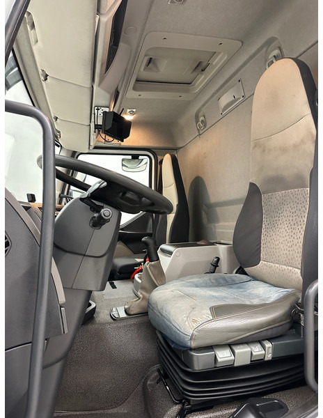 Camión cisterna para transporte de combustible Renault Premium Lander 270 DXi: foto 11