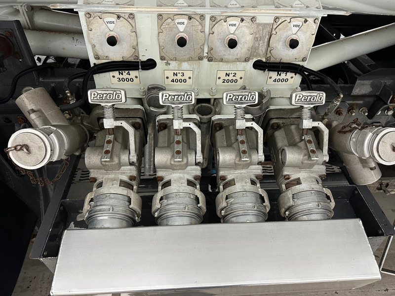 Camión cisterna para transporte de combustible Renault Premium Lander 270 DXi: foto 7