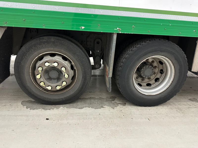 Camión caja cerrada Volvo FE 300 - 6x2: foto 11 Camión caja cerrada Volvo FE 300 - 6x2: foto 11