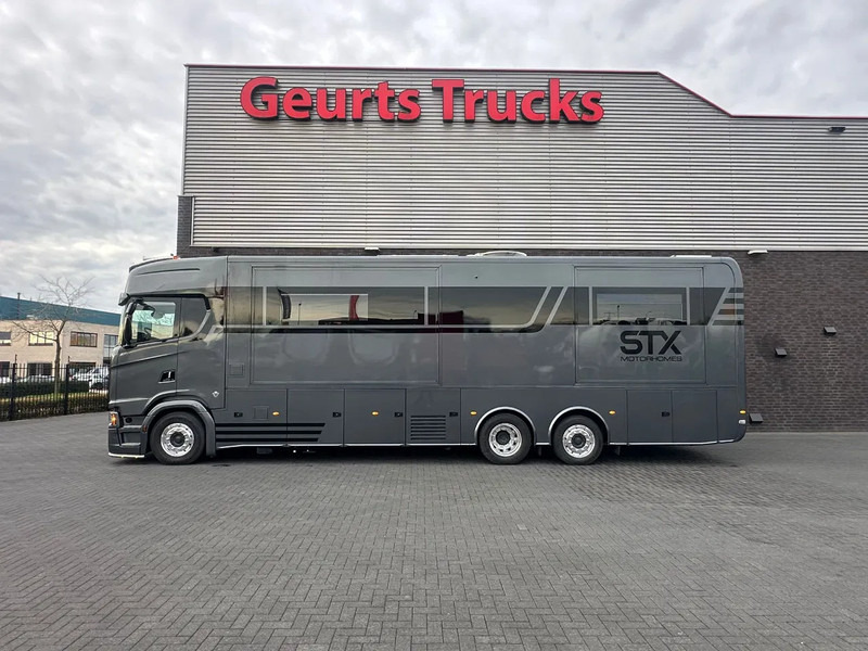 Scania 590S 6x2*4 STX 3x pop out - V8 - Demo/New - Full spec - - Autocaravana: foto 1 Scania 590S 6x2*4 STX 3x pop out - V8 - Demo/New - Full spec - - Autocaravana: foto 1